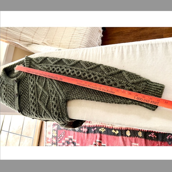 Women's Olive Cable Knit Cardigan - Picture 9 of 9